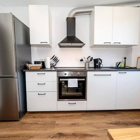 Moderne Maisonette Wohnung Im Fluesseviertel Bremen Luaran gambar